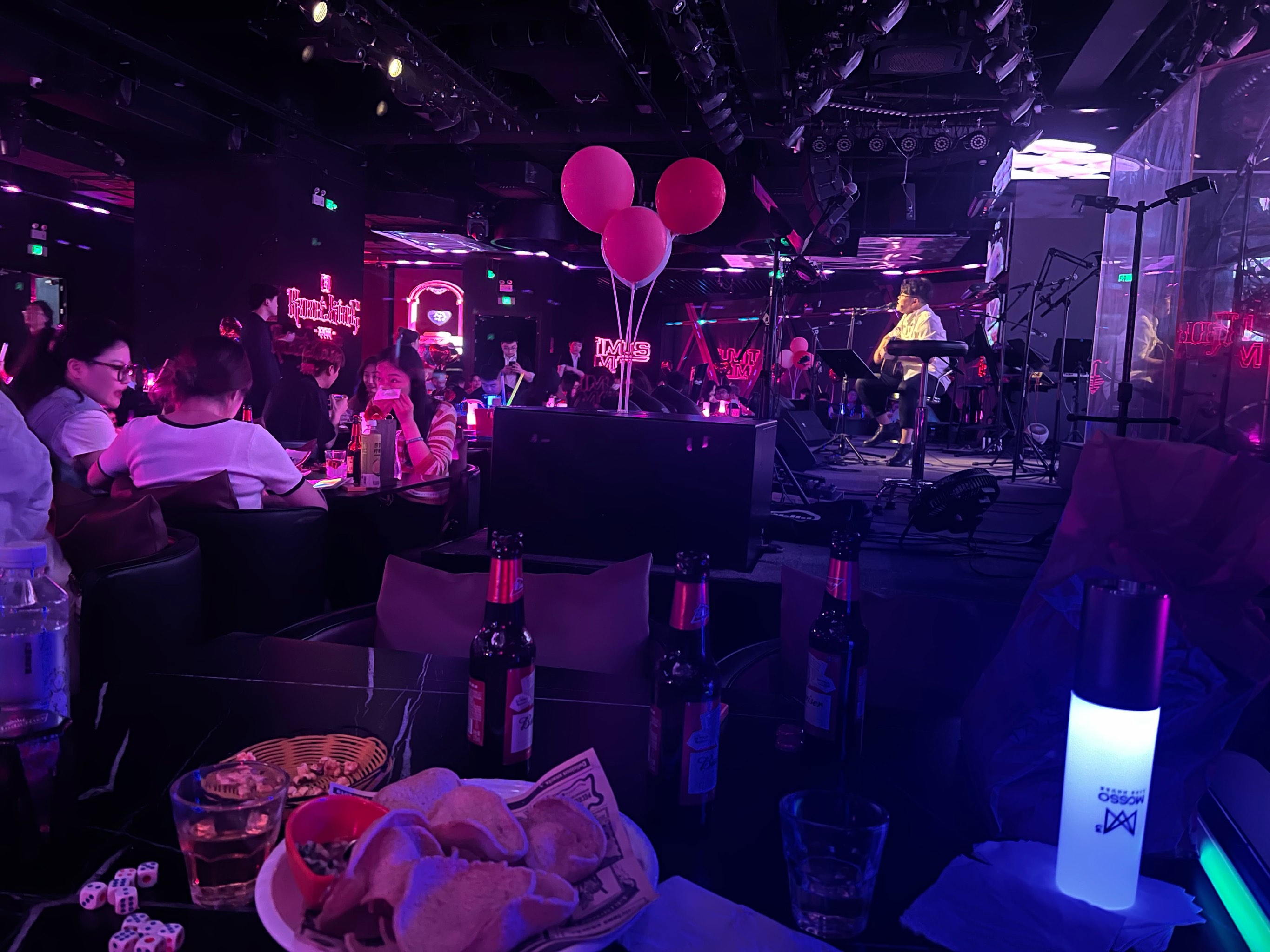 信阳商务ktv每小时价格-平桥区ktv预定